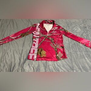 Like new Real Tree pullover jacket size large